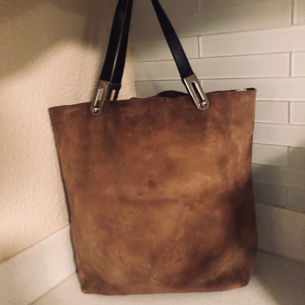BALENCIAGA M Leather Tote - Picture 7 of 7